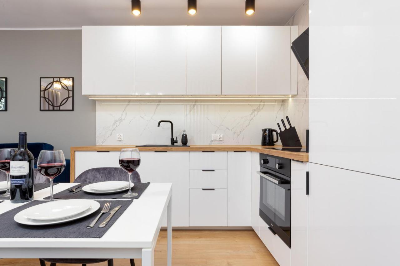 Beautiful Two-Bedroom Apartment Warsaw Bielany By Noclegi Renters Экстерьер фото