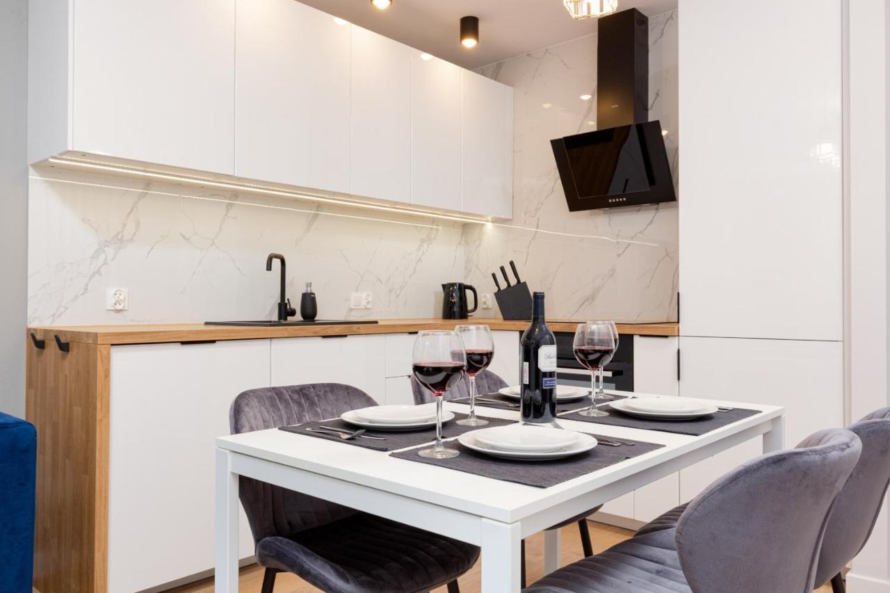 Beautiful Two-Bedroom Apartment Warsaw Bielany By Noclegi Renters Экстерьер фото